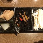 炭味屋 - お通し