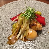 Installation Table ENSO L'asymetrie du calme - 松茸のすき焼き風