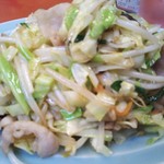 丸吉飯店 - 肉野菜炒め ７００円(税込)(2018年11月20日撮影)