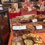 ポンパドウル - 店内