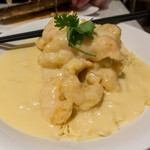 Yuet Wah Hui Seafood Restaurant - 