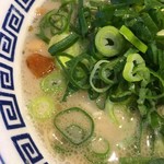 久留米ラーメン清陽軒 - 乳化したマイルドスープ