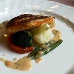 ベル･エポック - 真鯛のポワレ、魚介のソース