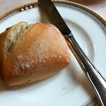 ベル･エポック - 温かいパン。ハード系？