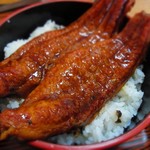 江戸家 - なまずはふわふわの食感