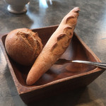 プルミエ レタージュ - 【Lunchセット】（３００円税込）の天然酵母パン。