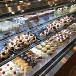 ママのえらんだ元町ケーキ - ケーキのショウケース(2018.11.24)