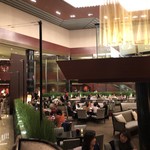 Atrium Lounge - 