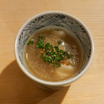 鮨 あらい - かぶのすり流し、たらのしらこ、ゆりね饅頭入り