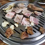 종점숯불갈비 - サムギョプサル