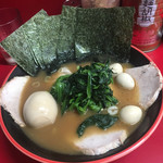 横濱家系ラーメン 勝鬨家 - 勝鬨塩カタスク