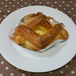 手づくり パンの家 - チーズクロワッサン