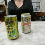 三島屋 - お茶割り・缶ビール　各350円
