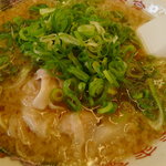 来来亭 - 油たっぷり、こってり醤油味