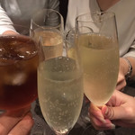 キャトルラパン - レアすぎるメンバーで乾杯〜(^^)