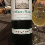 キャトルラパン - 白はトレビアーノダブルッツオ