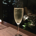 キャトルラパン - 最後もスパークリング