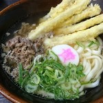 資さんうどん - かまぼこの「資」がニクイ♡