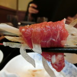 桜なべ 中江 - 玉葱スライスを巻いて