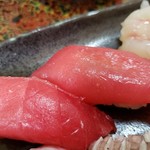 すし徳 - 赤身もとろける