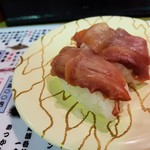 廻鮮寿司 塩釜港 - 赤貝