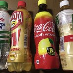 セブンイレブン - ドリンク写真:三ツ矢サイダー・デカビタC・コカコーラレモン 各129円
はじめ緑茶 127円