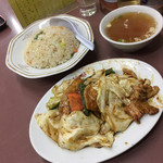 中華料理 珍華 - チャーハン（580円）、ホイコーロー（600円）