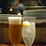 Osteria C2 - エビス生と有機レモンサワー。