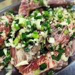 炭火焼肉 寿苑 - ガーリックハラミ ¥850×2人前