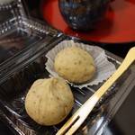 大福堂 本店 - 栗献上と栗餅