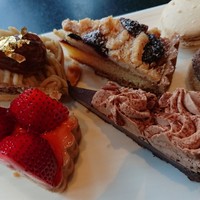 DINING & BAR TABLE 9 TOKYO - 