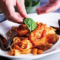 魚介を煮込んだソース ペスカトーレ・リングイネ