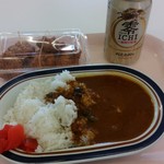 戸田川緑地 レストハウス - カレーライス、から揚げ、ノンアルコールビール