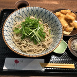 そば処 三品 - ごぼう天そば（冷）