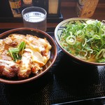 丸亀製麺 - カツ丼小と釜玉並