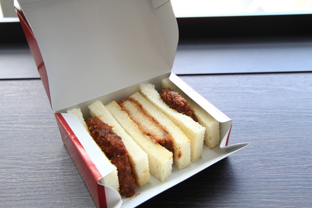 セントレアおみやげ館 中部国際空港 その他 食べログ