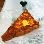 クイーンズベーカリー - フレンチトースト110円