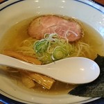 翔鶴 - これが運ばれてきたときの「お顔」です。はぁーーー、なんて美しいのだろう…　恋しちゃったんだよなぁ…　この「塩らあめん」さんに！