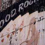 三愛 - 壁には水着のおねいさん♪