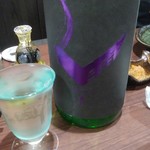 日本酒バー 六福 - 亀齢Check紫　まろやかで飲みやすい