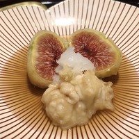 一本木石橋 - ◆黒無花果（佐賀）と白子様の揚げ物 白子様が登場するだけでテンションが上がります。 無花果は揚げることで甘みが増しますし、白子様は勿論美味しい。 このお出汁もとてもいい味わいで、こちらのお味付好みです。