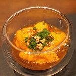 Mikaduki - ウニと白エビの黄味醤油和え