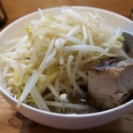ラーメン 子ブタ屋 - 小ラーメン野菜マシ 700円