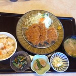 Kodawari Tonkatsu Icchou - お昼のスペシャルランチ　1058円