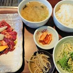 平和園 - ジンギスカン定食540円！