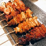 焼き鳥 てつ屋 - ネギま、レバ、鳥皮