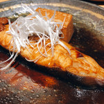 Sushi Sakaya Charin - カレイの煮つけ