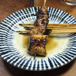 カブト - キャーーー蒲焼きーーー！！！
      普通に食う蒲焼きとはベクトルが違うが、コレも美味いよーーー！！！
      
      このあたりでチンカチンカの冷っこいルービーがなくなる・・・
      
      
      