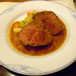 どうろくじん - 仔羊肩ロース肉のロースト粒カラシのソース