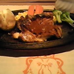Ousamanohambagukingubea - チキンステーキにキングベアソースを…。